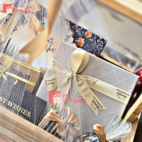 send gifts to Pakistan