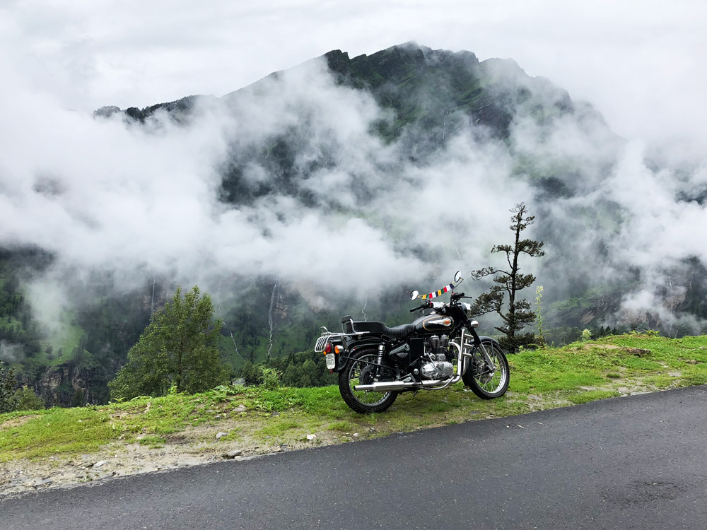 best himalayan motorcycle tours