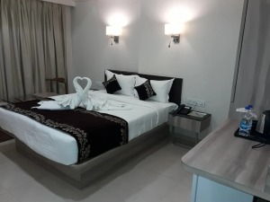 4 star hotels near mumbai airport 