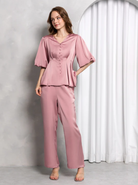 Indo Western Outfits for Women